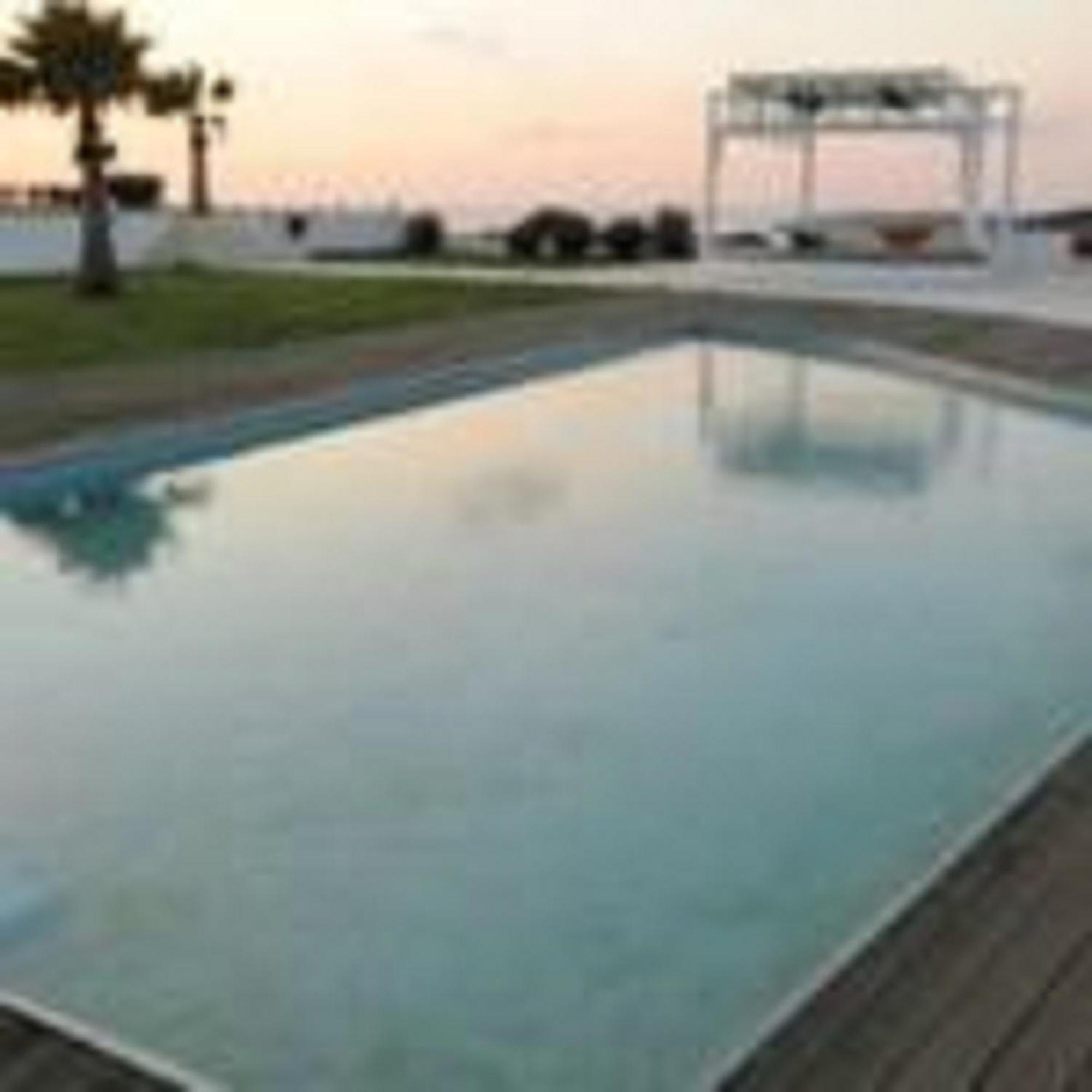 Reveli Estate Villa Kalathas Oda fotoğraf